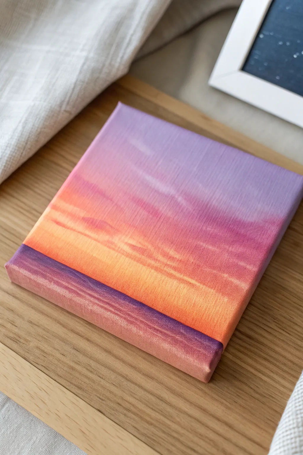 Tiny canvas sunset gradient with smooth blending and a crisp horizon line, minimalist and calm