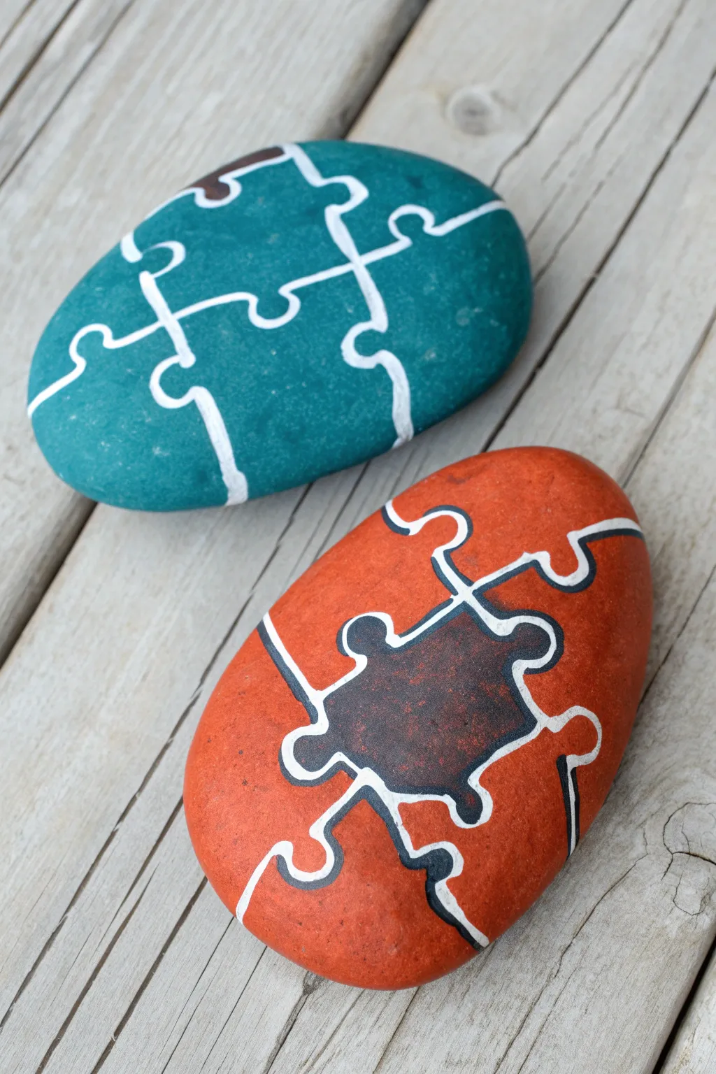 Best friend puzzle rocks in bold boho colors, a simple DIY symbol of a perfect fit
