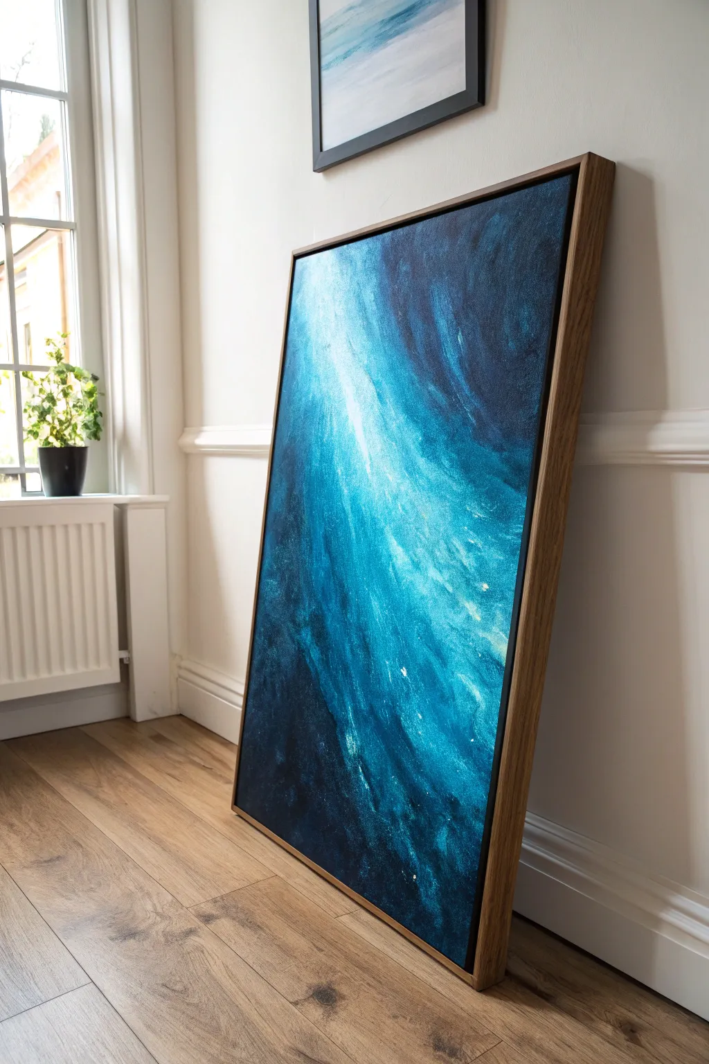 Abstract black-to-blue vignette: glowing cobalt center fading into velvety midnight edges.