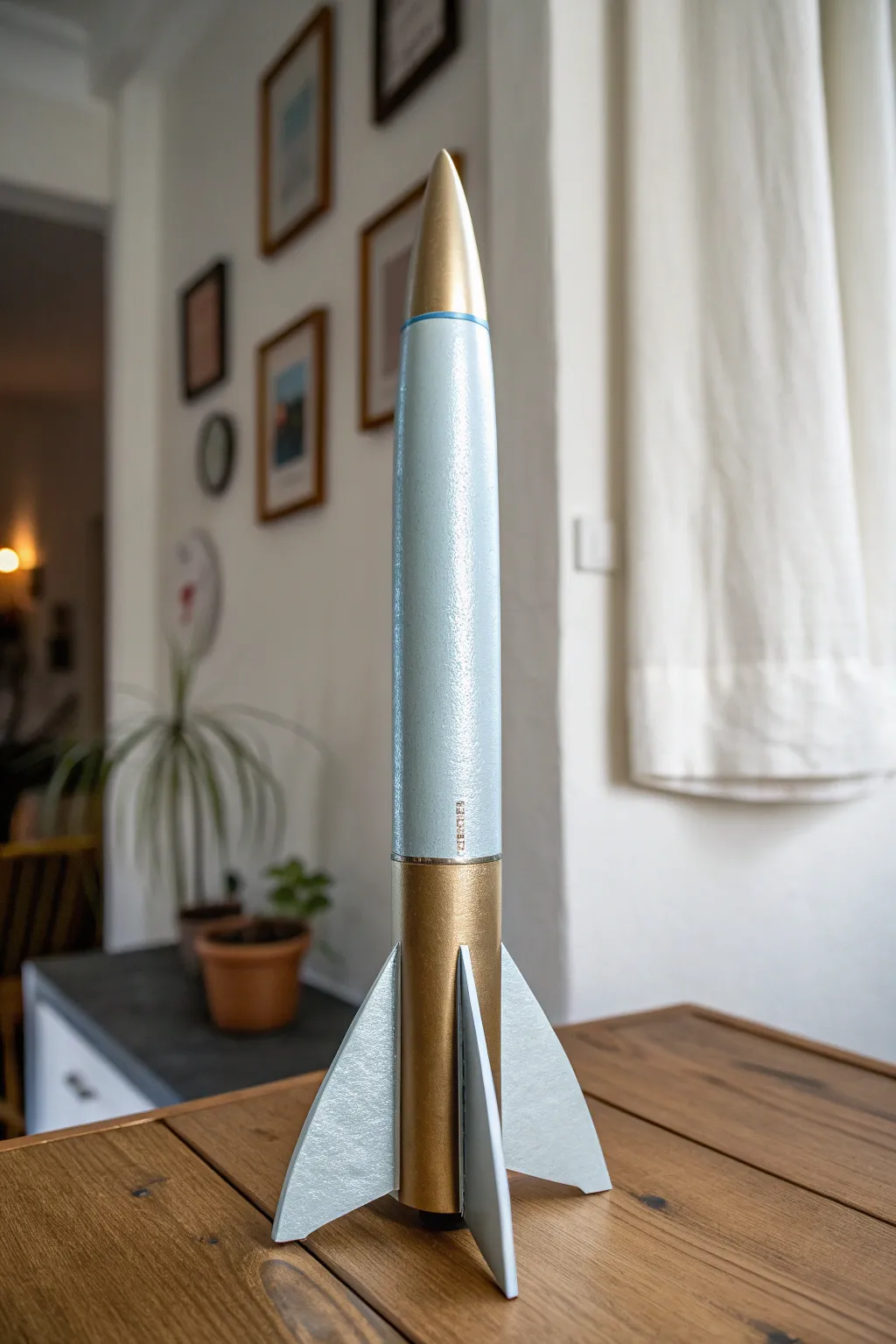 Metallic lower body and bold solid upper color make this model rocket finish clean and striking.