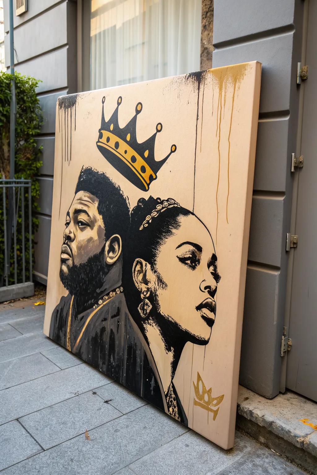 Graffiti chic royals: bold brushwork, luxe gold crowns, and satisfying paint drips on canvas