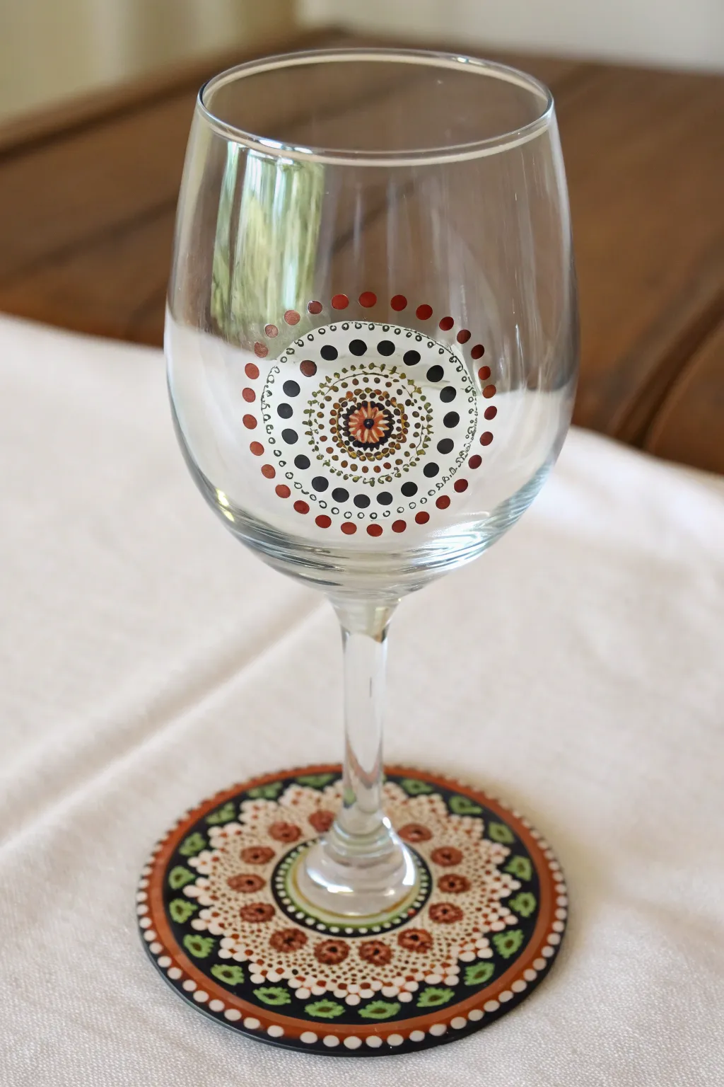 Boho dot mandala wine glass base design with crisp, beginner-friendly dot spacing