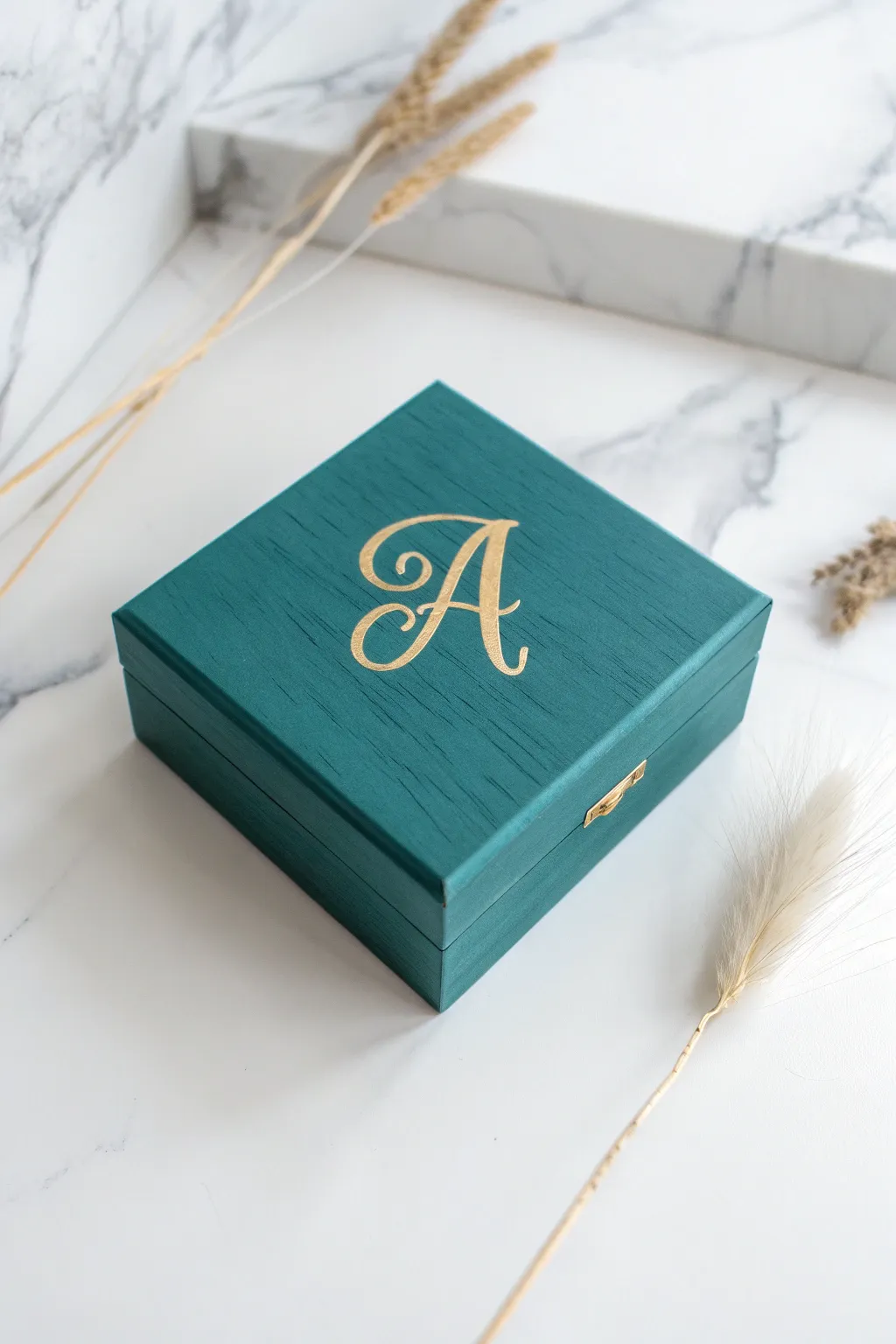 Elevate simple storage with a chic gold monogram. A perfect personalized DIY! ✨