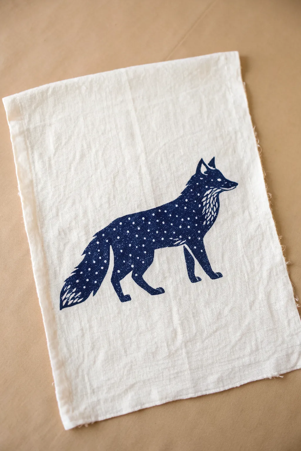 Minimal fox silhouette filled with soft-to-bold stippling for an easy, modern dot-art idea
