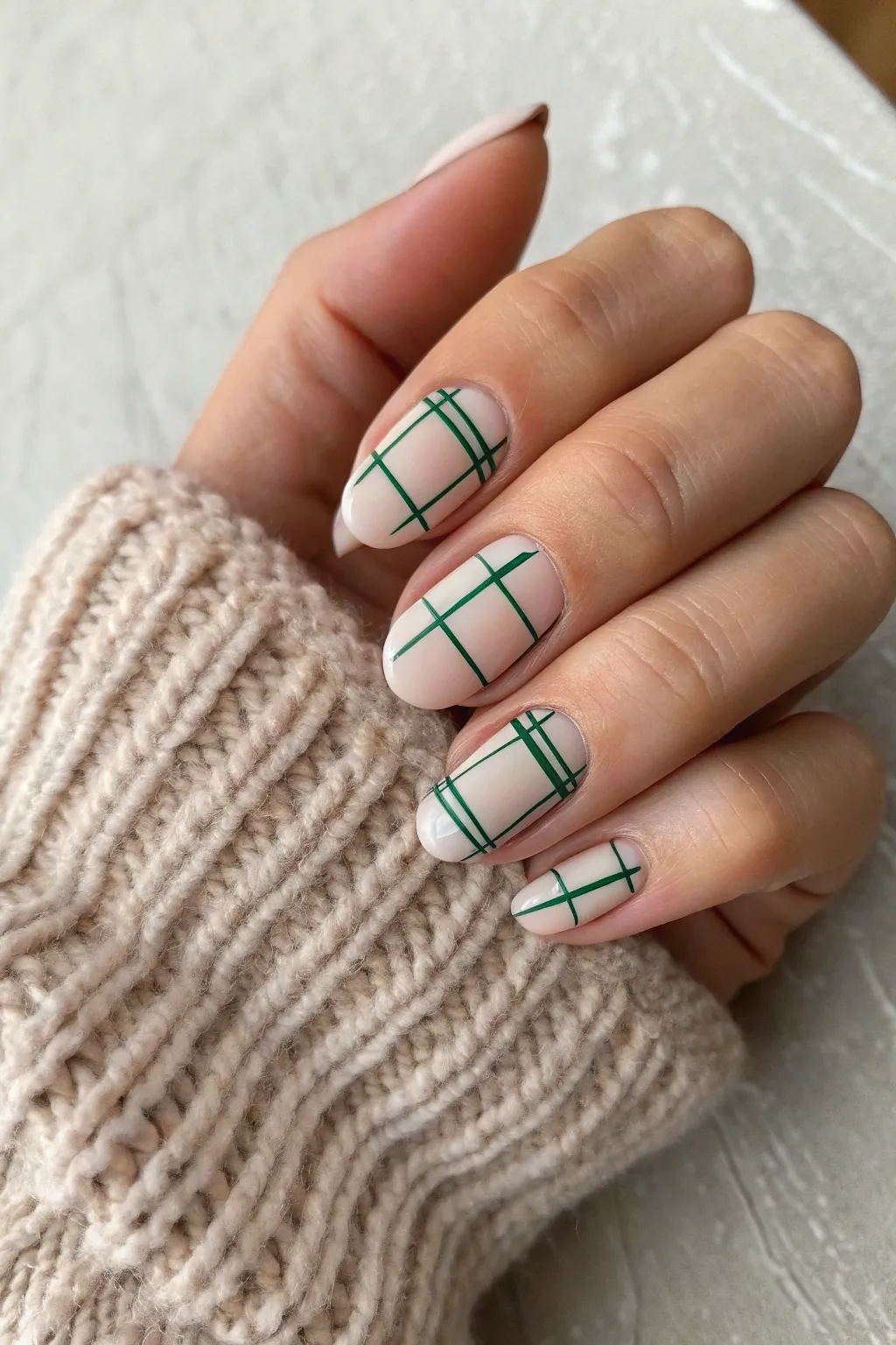 Cozy two-tone plaid crosshatch nails with a soft knit sleeve, minimalist with boho warmth.