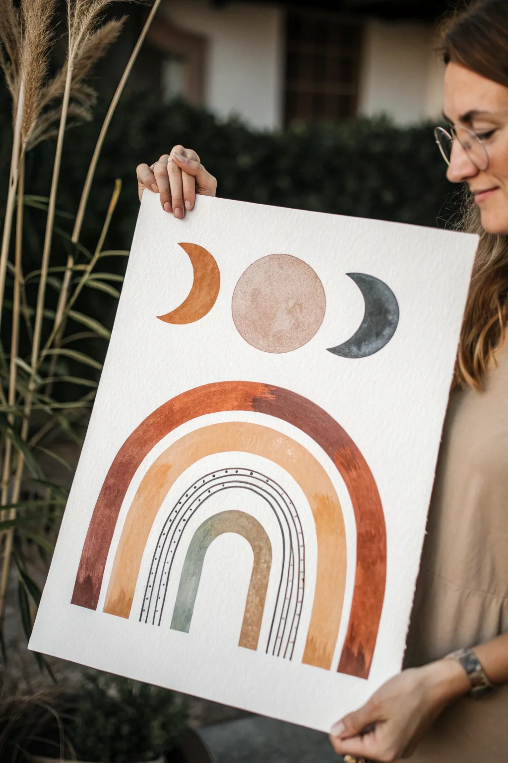 Minimal arch and half-moon shapes in 3 earthy tones, a calm easy abstract art idea.
