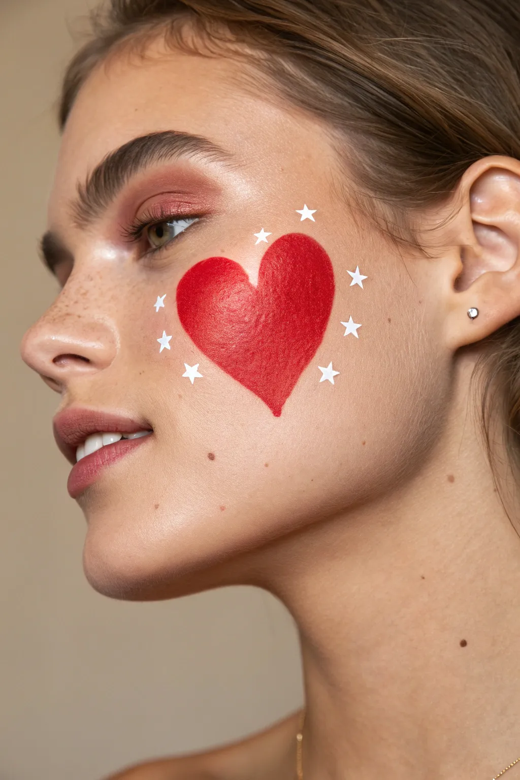 Classic cheek heart with crisp white sparkle dots, minimal and boho sweet for beginners
