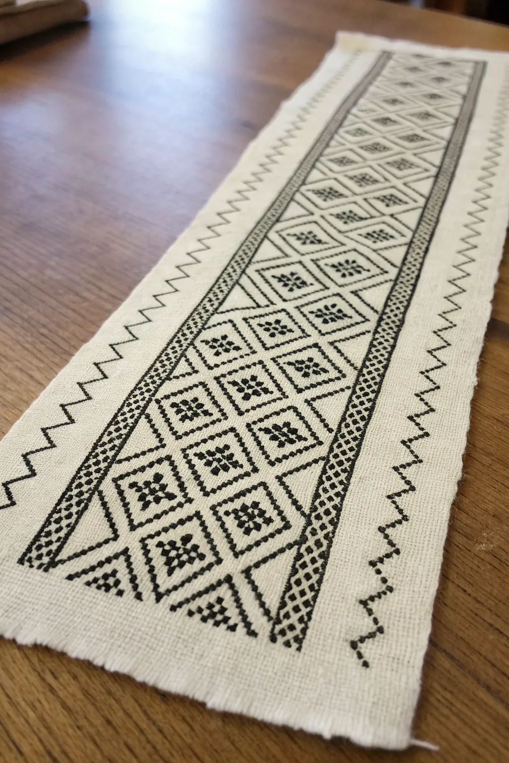 From crisp crosshatching to a diagonal woven texture, a minimalist pattern swatch in ink.