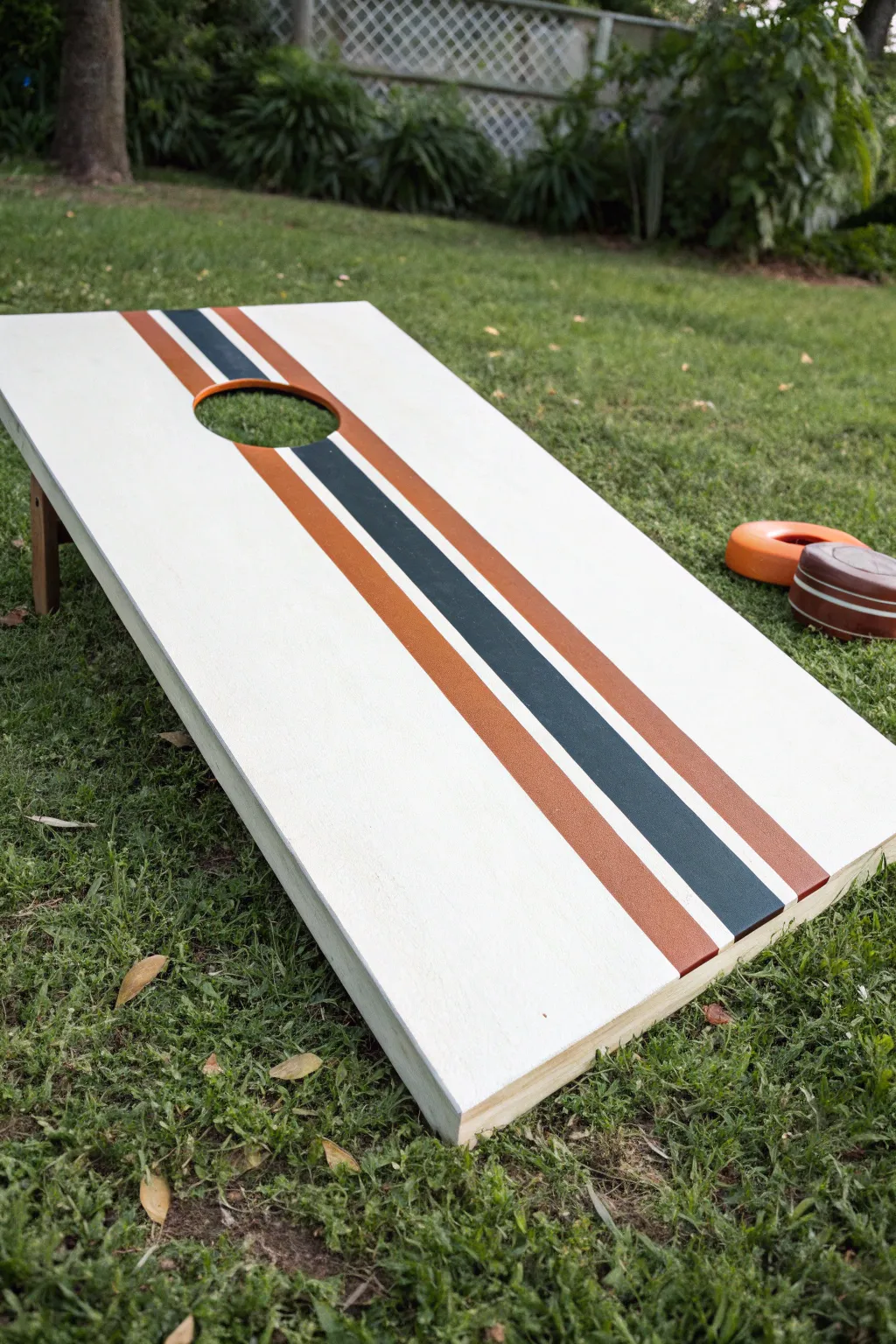 Sleek cornhole board racing stripes with delicate pinlines for a clean modern finish.