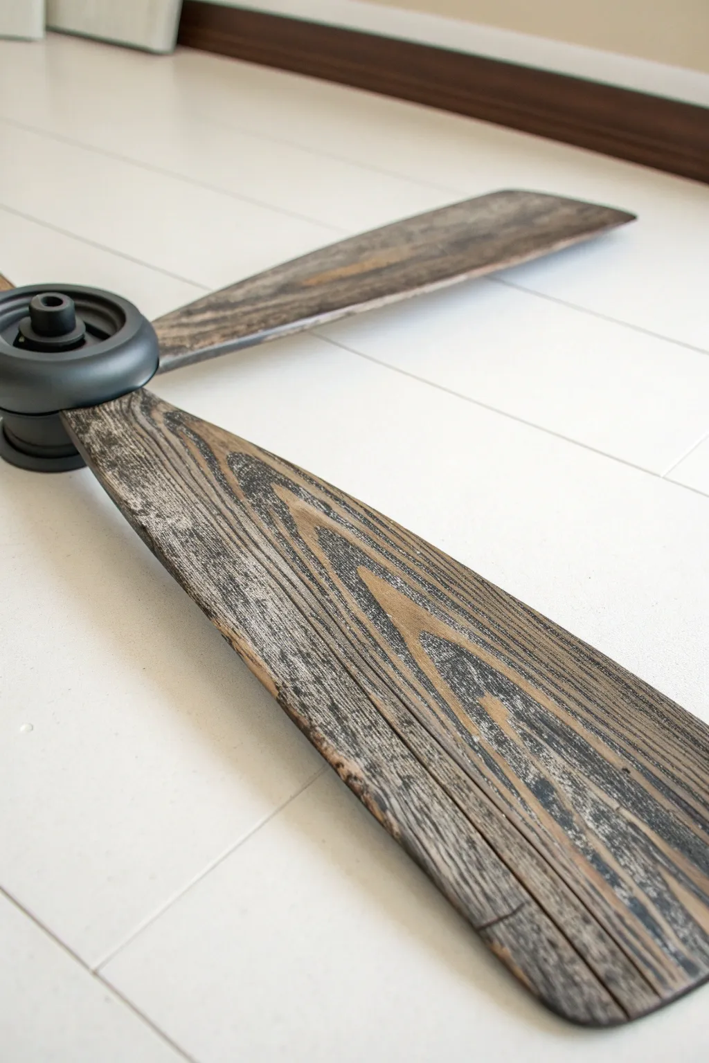 Create a stunning rustic look by transforming plain blades into faux reclaimed wood.